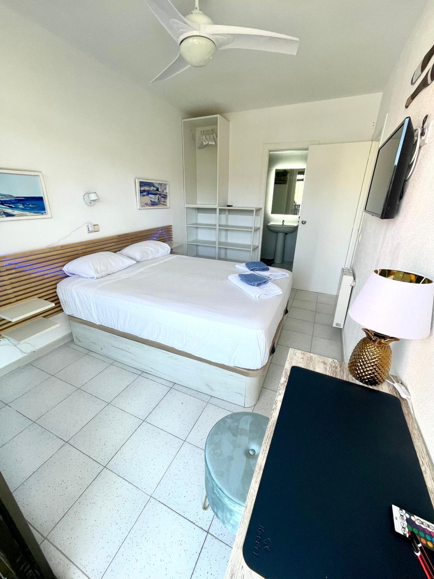 Apartemento Piscina Centro Calella 3 Min Playa Kültér fotó